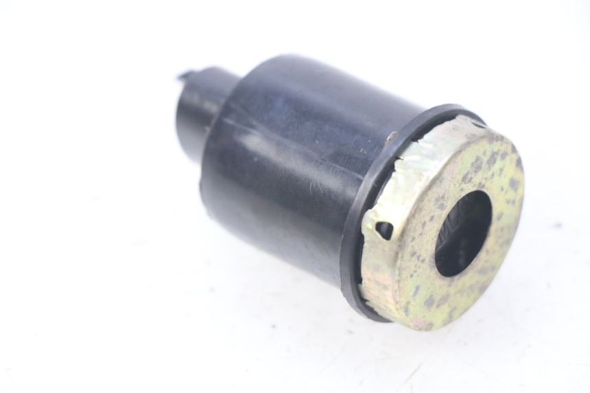 photo de PRZERYWACZ KIERUNKOWSKAZÓW KYMCO AGILITY CITY 2T 50 (2008 - 2016) - Szczegół części