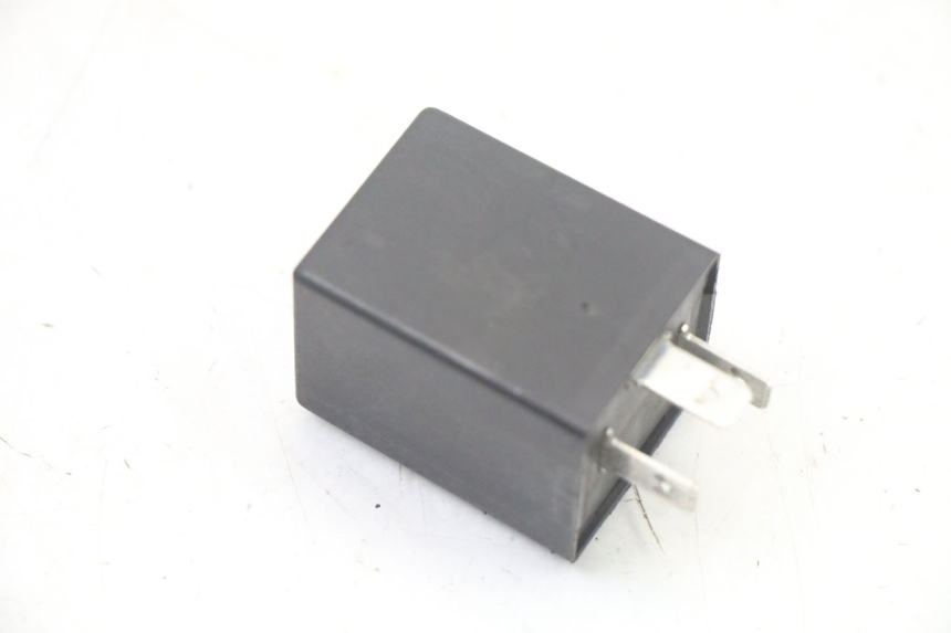 photo de PRZEKAŹNIK KIERUNKOWSKAZU BMW C1 125 (2000 - 2003) - Inny kąt widzenia