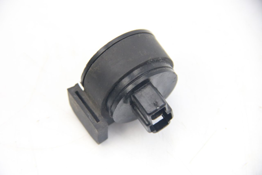 photo de PRZERYWACZ KIERUNKOWSKAZÓW MBK BOOSTER NEXT GENERATION 50 (2004 - 2007) - Zoom stanu zużycia