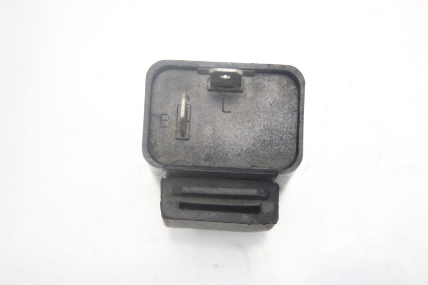 photo de PRZEKAŹNIK KIERUNKOWSKAZU YAMAHA BW'S EASY 50 (2013 - 2016) - Inny kąt widzenia