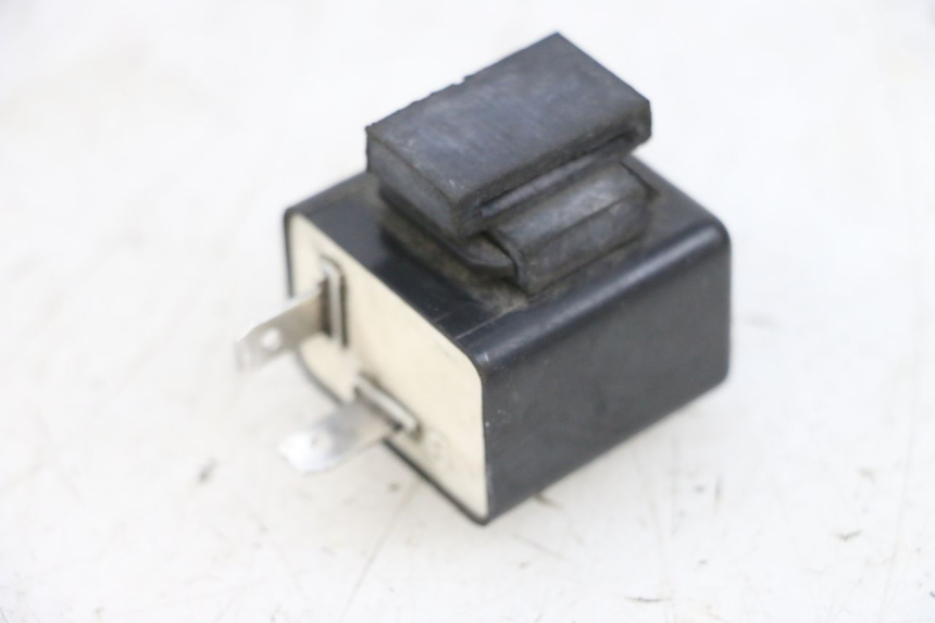 photo de PRZERYWACZ KIERUNKOWSKAZÓW KSR CODE 125 (2018 - 2020) - Inny kąt widzenia