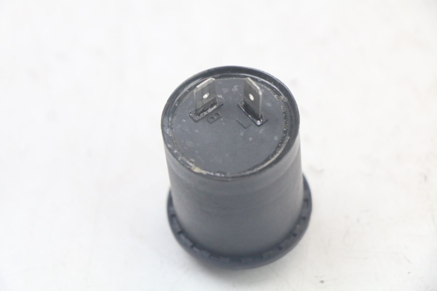 photo de PRZEKAŹNIK KIERUNKOWSKAZU SYM CROX 4T 50 (2016 - 2023) - Zoom stanu zużycia