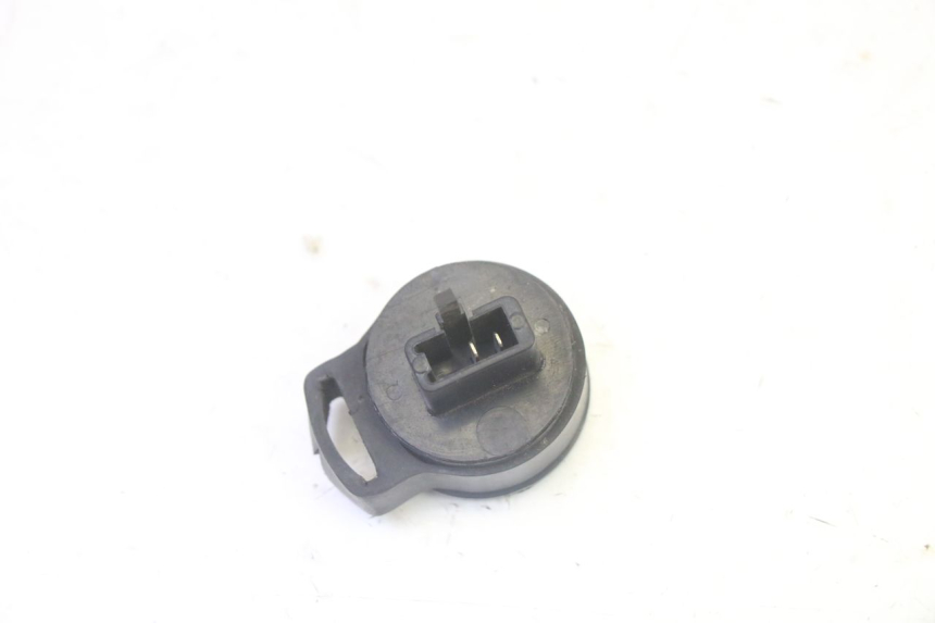 photo de PRZEKAŹNIK KIERUNKOWSKAZU PEUGEOT ELYSTAR 50 (2002 - 2014) - Zoom stanu zużycia