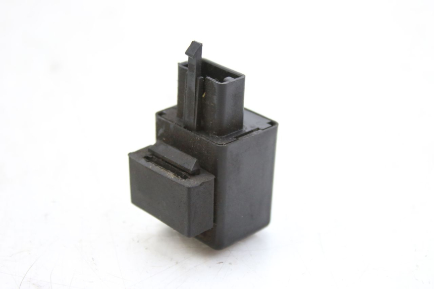 photo de PRZERYWACZ KIERUNKOWSKAZÓW HONDA FES PANTHEON 125 (2003 - 2007) - Inny kąt widzenia