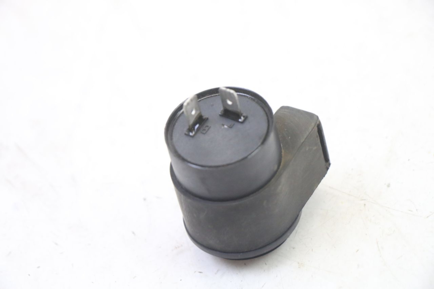 photo de PRZERYWACZ KIERUNKOWSKAZÓW SYM FIDDLE 3 III 125 (2014 - 2020) - Szczegół części