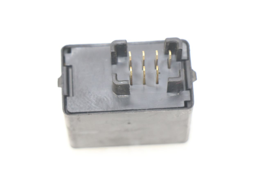 photo de PRZEKAŹNIK KIERUNKOWSKAZU SUZUKI GSX-R GSXR 750 (2011 - 2016) - Szczegół części