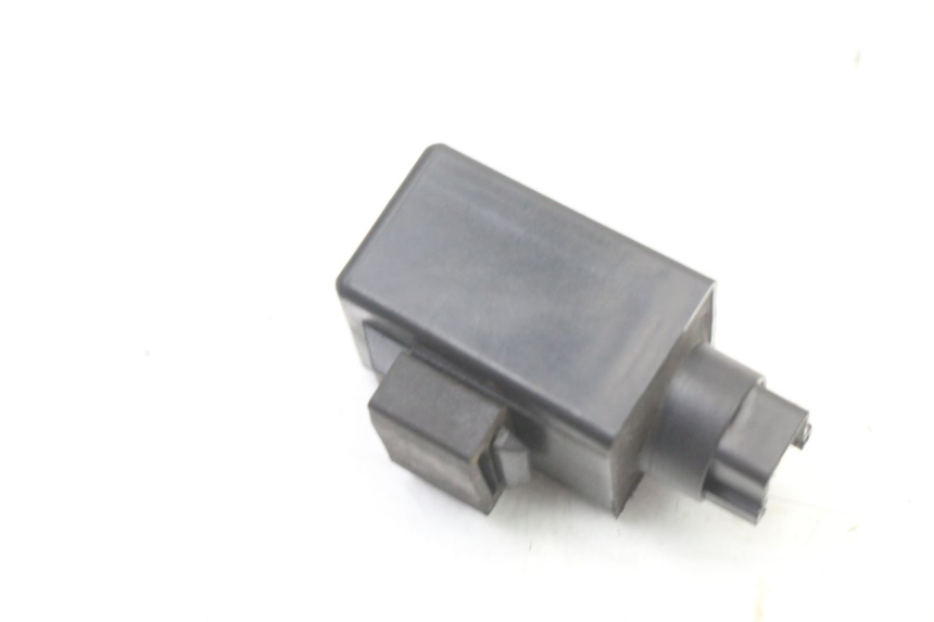 photo de PRZEKAŹNIK KIERUNKOWSKAZU HONDA FES S-WING SWING ABS 125 (2007 - 2015) - Szczegół części