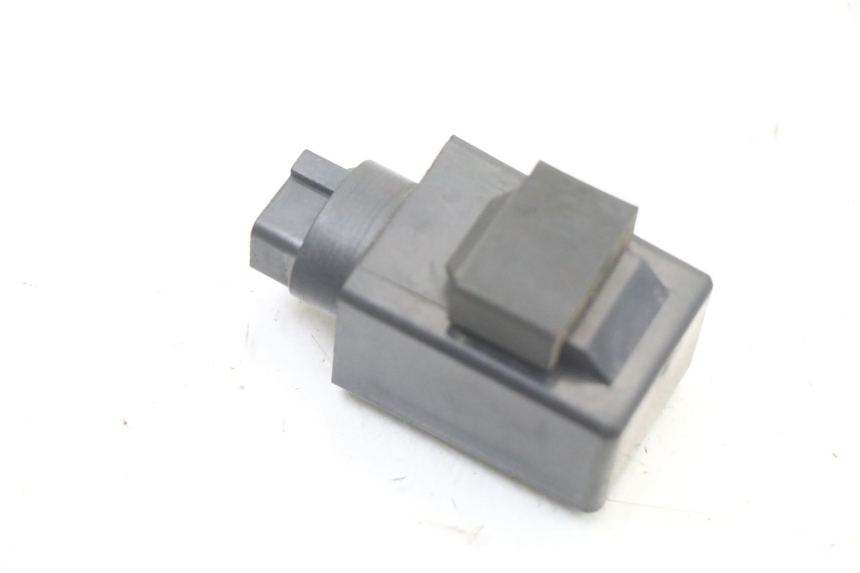 photo de PRZEKAŹNIK KIERUNKOWSKAZU HONDA FES S-WING SWING ABS 125 (2007 - 2015) - Zoom stanu zużycia