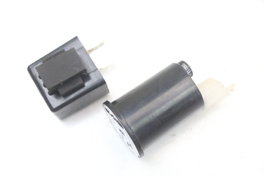 photo de PRZEKAŹNIK KIERUNKOWSKAZU HYTRACK HY S 4X4 410 (2013 - 2016) - Szczegół części