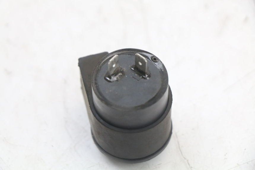 photo de PRZEKAŹNIK KIERUNKOWSKAZU SYM JET 14 4T 50 (2018 - 2022) - Inny kąt widzenia