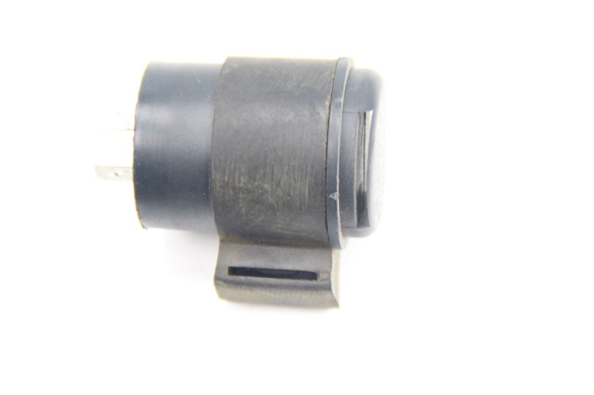 photo de PRZEKAŹNIK KIERUNKOWSKAZU SYM JET 4 4T 50 (2018 - 2021) - Zoom stanu zużycia