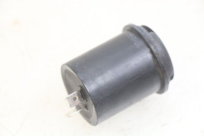 photo de PRZERYWACZ KIERUNKOWSKAZÓW SYM JET SPORT XR 50 (2006 - 2015) - Szczegół części