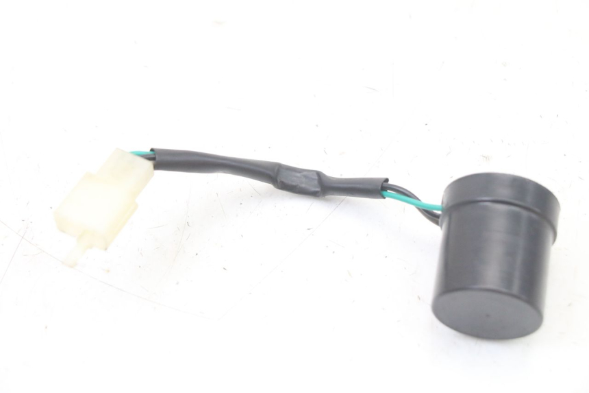 photo de PRZEKAŹNIK KIERUNKOWSKAZU JM MOTORS MIA 50 (2017 - 2020) - Zoom stanu zużycia