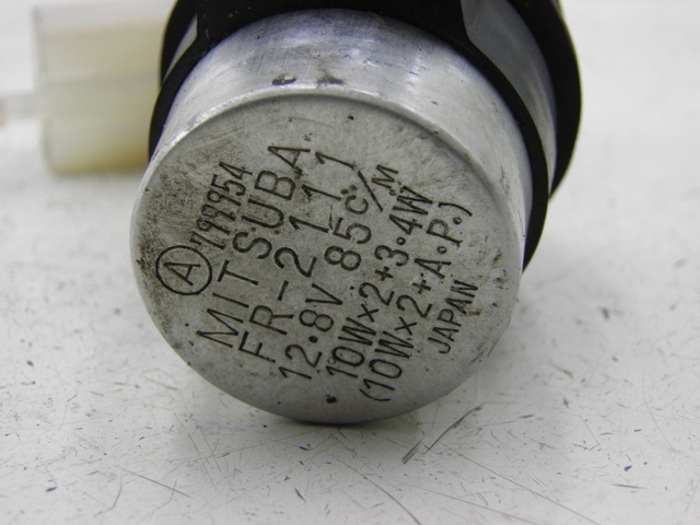 photo de PRZEKAŹNIK KIERUNKOWSKAZU KAWASAKI ER - 5 500 (1997 - 2000) - Szczegół części