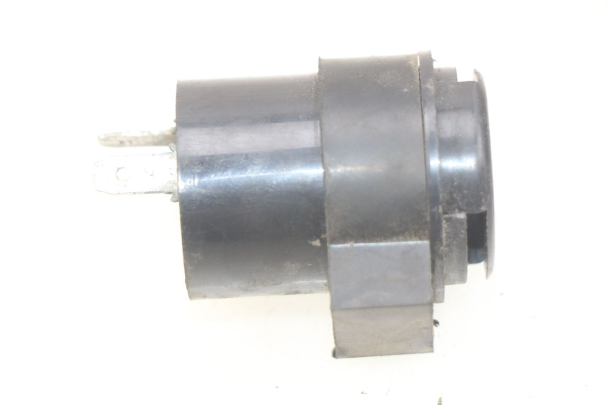 photo de PRZERYWACZ KIERUNKOWSKAZÓW PEUGEOT KISBEE 2T 50 (2010 - 2017) - Szczegół części