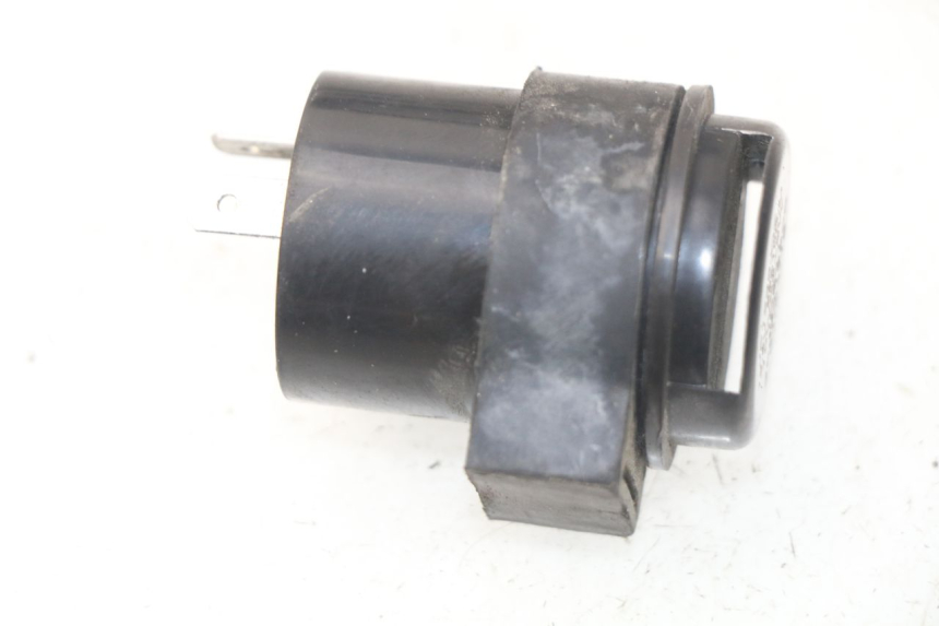 photo de PRZERYWACZ KIERUNKOWSKAZÓW PEUGEOT KISBEE 4T 50 (2018 - 2022) - Widok główny