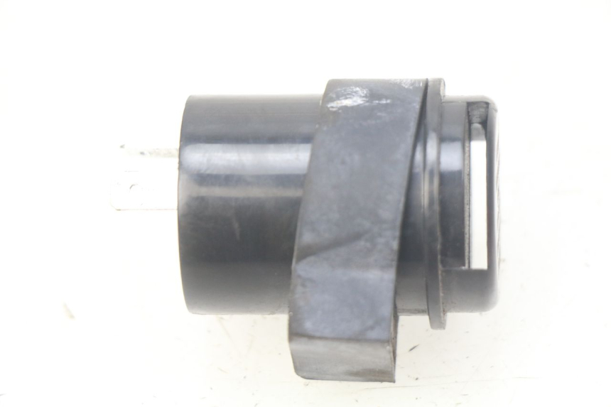 photo de PRZERYWACZ KIERUNKOWSKAZÓW PEUGEOT KISBEE 4T 50 (2018 - 2022) - Szczegół części