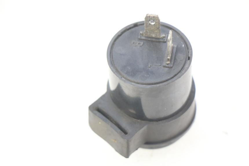 photo de PRZEKAŹNIK KIERUNKOWSKAZU PEUGEOT KISBEE 4T 50 (2010 - 2017) - Szczegół części