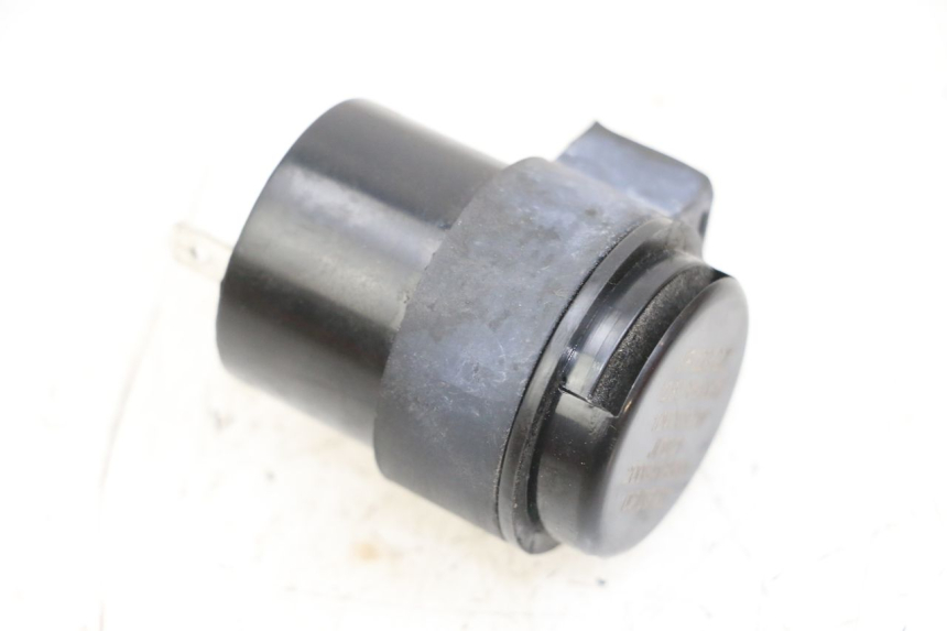 photo de PRZERYWACZ KIERUNKOWSKAZÓW PEUGEOT KISBEE 4T 50 (2018 - 2022) - Widok główny