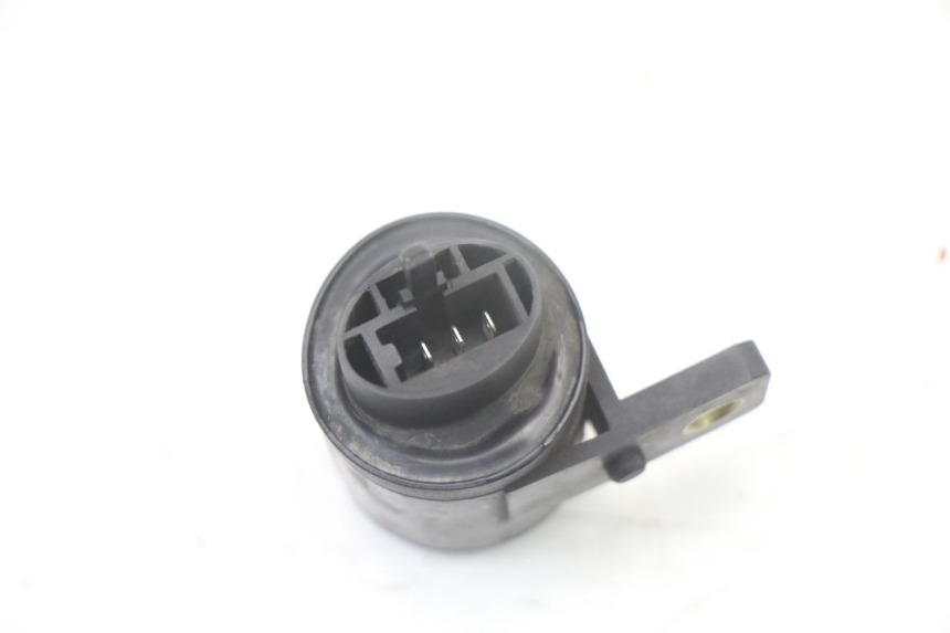 photo de PRZERYWACZ KIERUNKOWSKAZÓW KYMCO DINK 4T 50 (2007 - 2018) - Zoom stanu zużycia