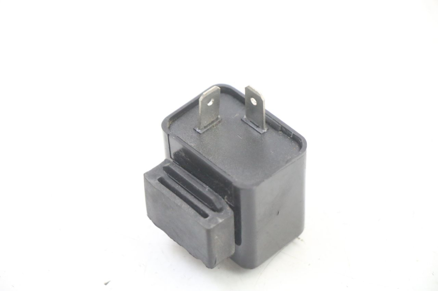 photo de PRZEKAŹNIK KIERUNKOWSKAZU MBK OVETTO ONE 2T 50 (2013 - 2017) - Zoom stanu zużycia