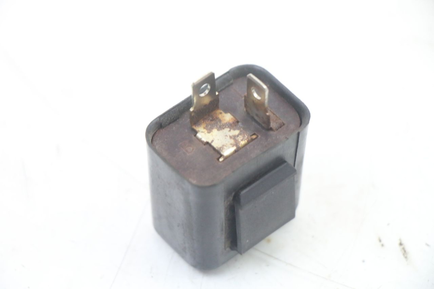 photo de PRZERYWACZ KIERUNKOWSKAZÓW MBK X-LIMIT XLIMIT 50 (2007 - 2012) - Zoom stanu zużycia