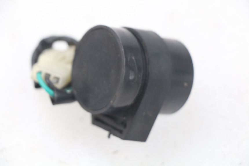 photo de PRZEKAŹNIK KIERUNKOWSKAZU JM MOTORS MIA 50 (2017 - 2020) - Zoom stanu zużycia