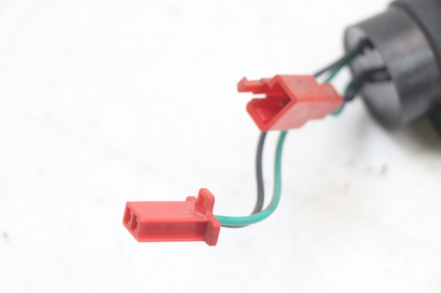 photo de PRZEKAŹNIK KIERUNKOWSKAZU SYM MIO 50 (2011 - 2017) - Stan powierzchni