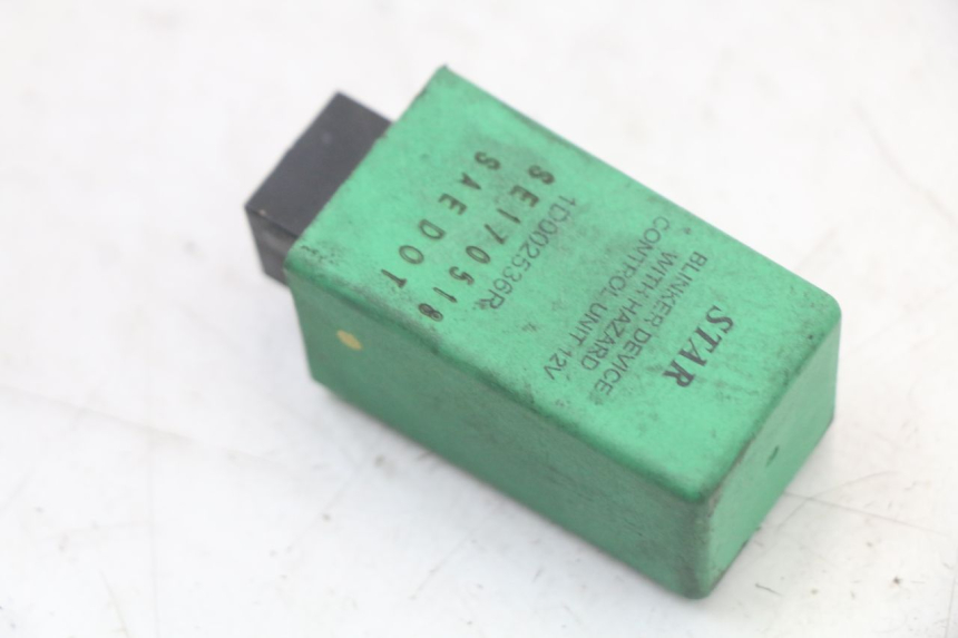 photo de PRZEKAŹNIK KIERUNKOWSKAZU PIAGGIO MP3 HPE 350 (2018 - 2020) - Szczegół części