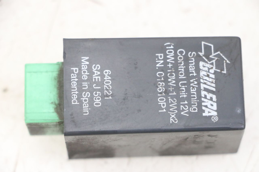 photo de PRZERYWACZ KIERUNKOWSKAZÓW PIAGGIO MP3 LT 400 (2007 - 2012) - Widok główny