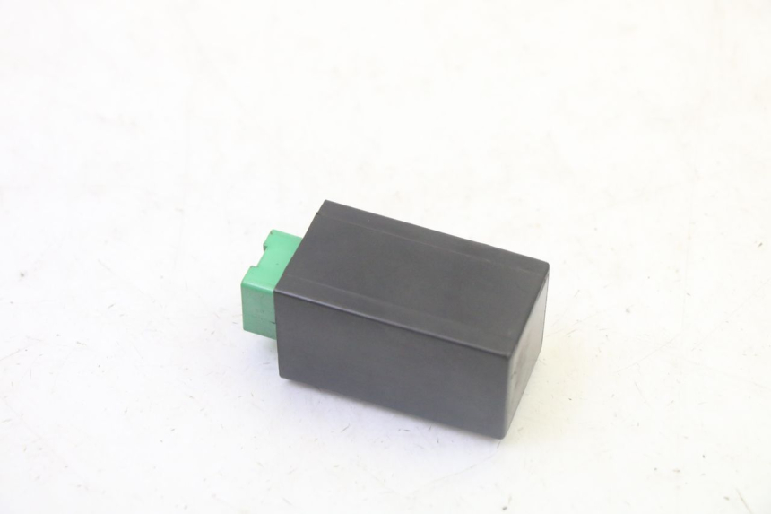 photo de PRZERYWACZ KIERUNKOWSKAZÓW PIAGGIO MP3 LT 300 (2010 - 2016) - Zoom stanu zużycia