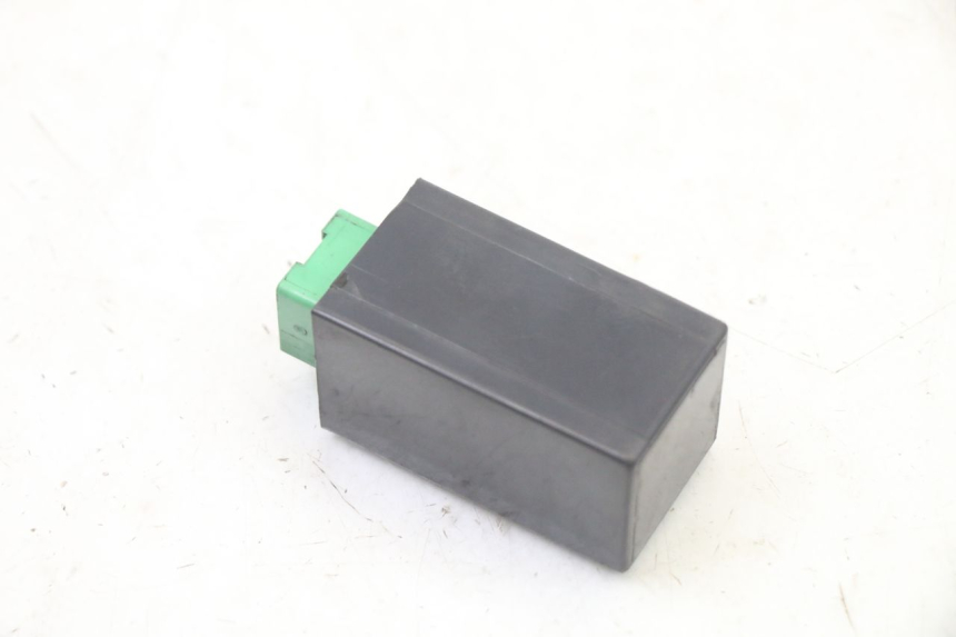 photo de PRZEKAŹNIK KIERUNKOWSKAZU PIAGGIO MP3 500 (2011 - 2015) - Szczegół części