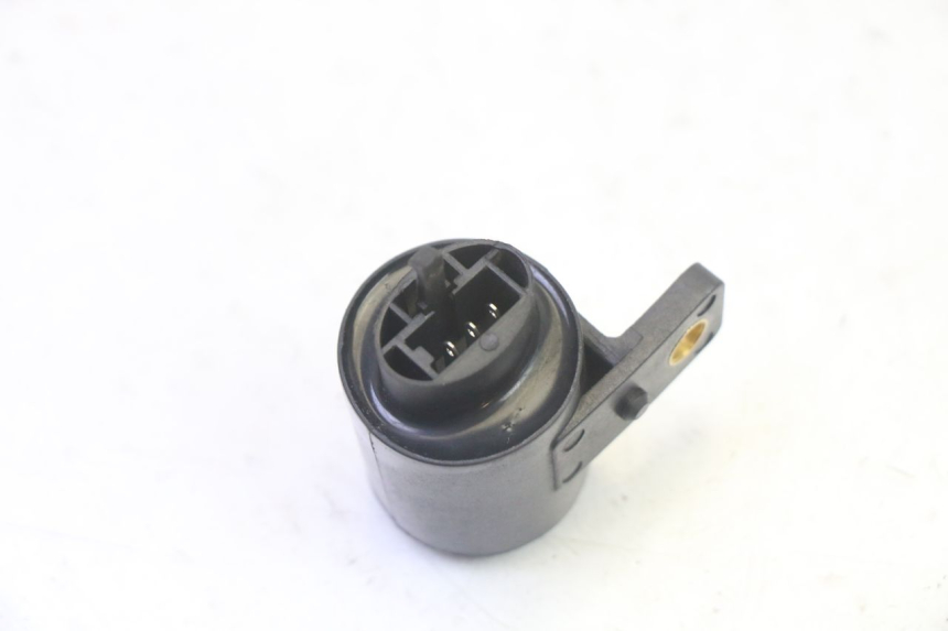 photo de PRZERYWACZ KIERUNKOWSKAZÓW KYMCO LIKE 4T 50 (2019 - 2025) - Inny kąt widzenia