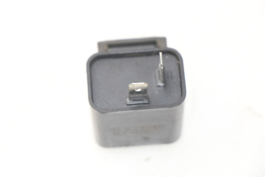 photo de PRZEKAŹNIK KIERUNKOWSKAZU MBK NITRO 2T 50 (2013 - 2017) - Zoom stanu zużycia