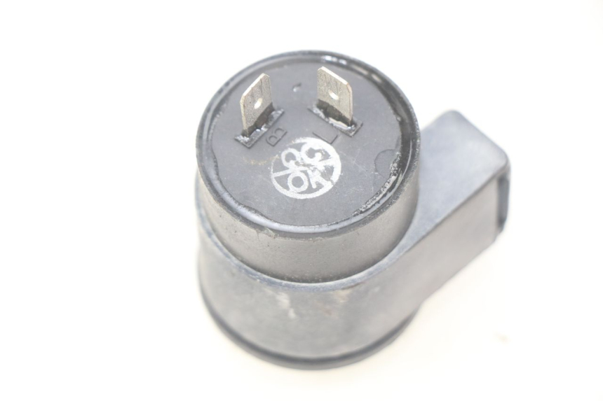 photo de PRZERYWACZ KIERUNKOWSKAZÓW SYM ORBIT 2 2T 50 (2008 - 2018) - Zoom stanu zużycia