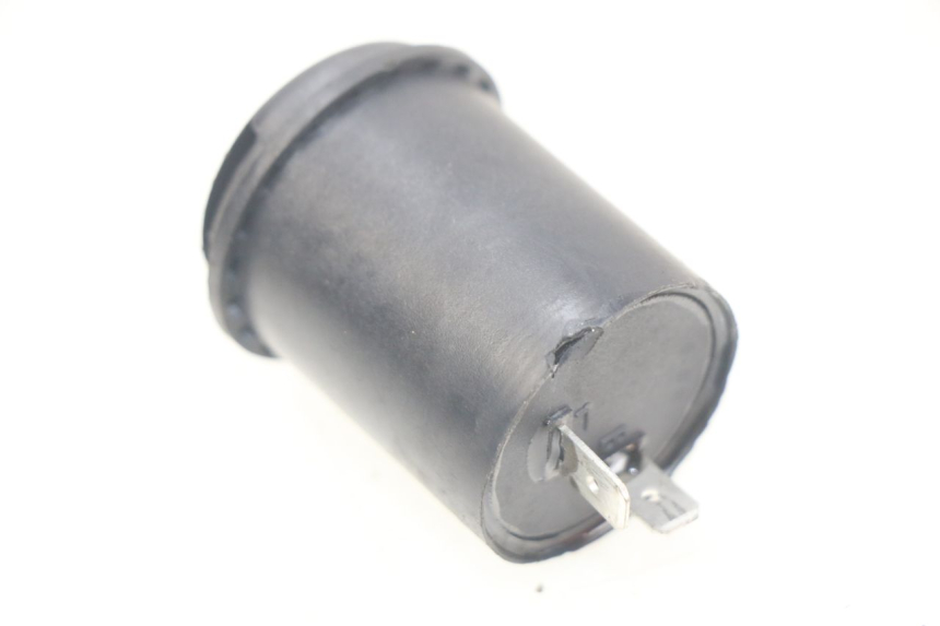 photo de PRZEKAŹNIK KIERUNKOWSKAZU SYM ORBIT III 3 4T 50 (2018 - 2021) - Zoom stanu zużycia