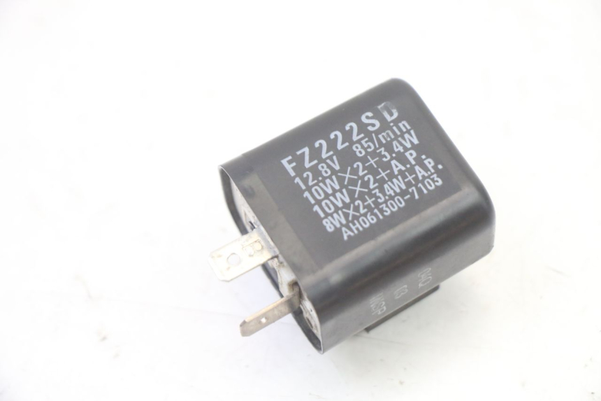 photo de PRZERYWACZ KIERUNKOWSKAZÓW MBK OVETTO 4T 50 (2008 - 2016) - Widok główny