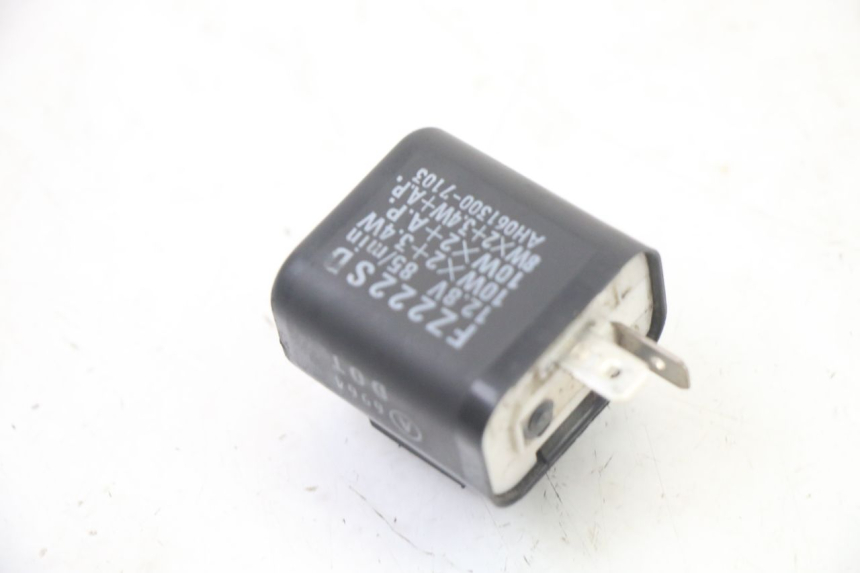 photo de PRZERYWACZ KIERUNKOWSKAZÓW MBK OVETTO 4T 50 (2008 - 2016) - Szczegół części