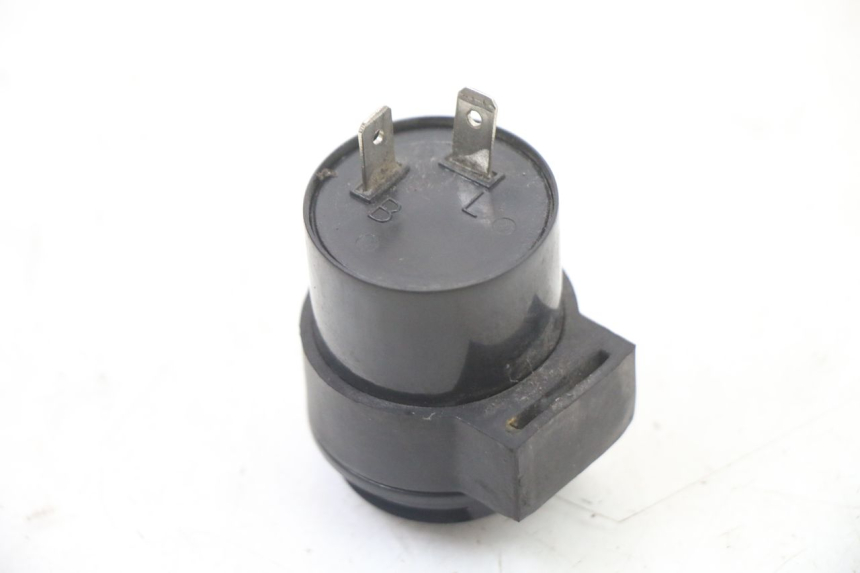 photo de PRZEKAŹNIK KIERUNKOWSKAZU PEUGEOT KISBEE 4T 50 (2010 - 2017) - Zoom stanu zużycia