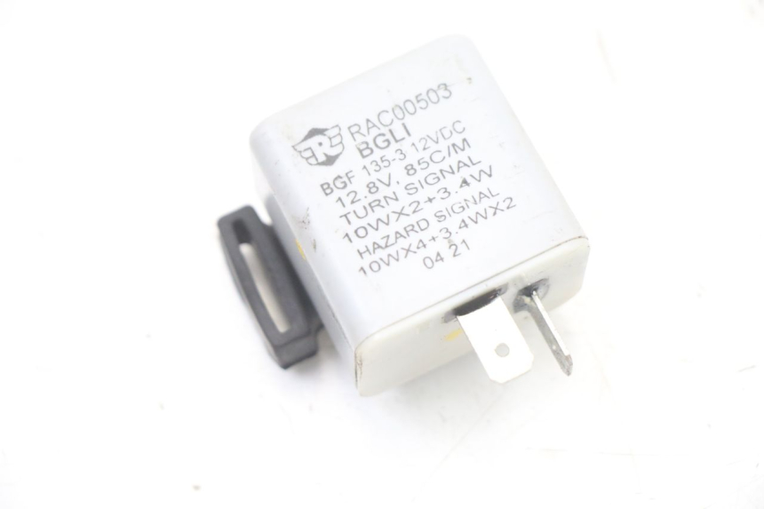 photo de PRZEKAŹNIK KIERUNKOWSKAZU ROYAL ENFIELD HYMALAYAN 410 (2016 - 2023) - Widok główny