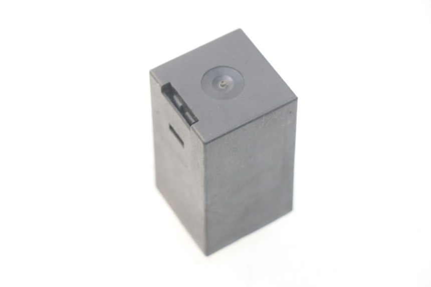 photo de PRZERYWACZ KIERUNKOWSKAZÓW RIEJU RR 50 (1998 - 2007) - Szczegół części