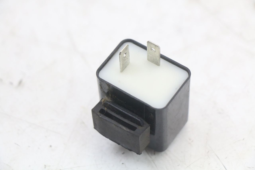 photo de PRZEKAŹNIK KIERUNKOWSKAZU MASAI SCRAMBLER SPORT 125 (2021 - 2025) - Zoom stanu zużycia