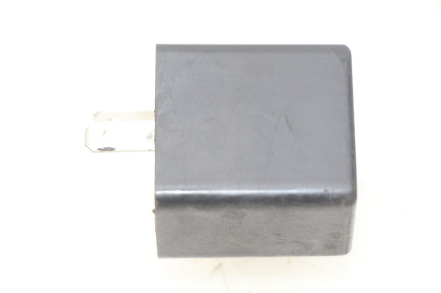 photo de PRZERYWACZ KIERUNKOWSKAZÓW YAMAHA SLIDER NAKED 50 (2004 - 2018) - Widok główny