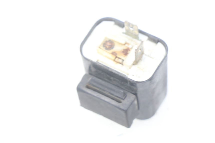 photo de PRZERYWACZ KIERUNKOWSKAZÓW YAMAHA SLIDER NAKED 50 (2004 - 2018) - Zoom stanu zużycia