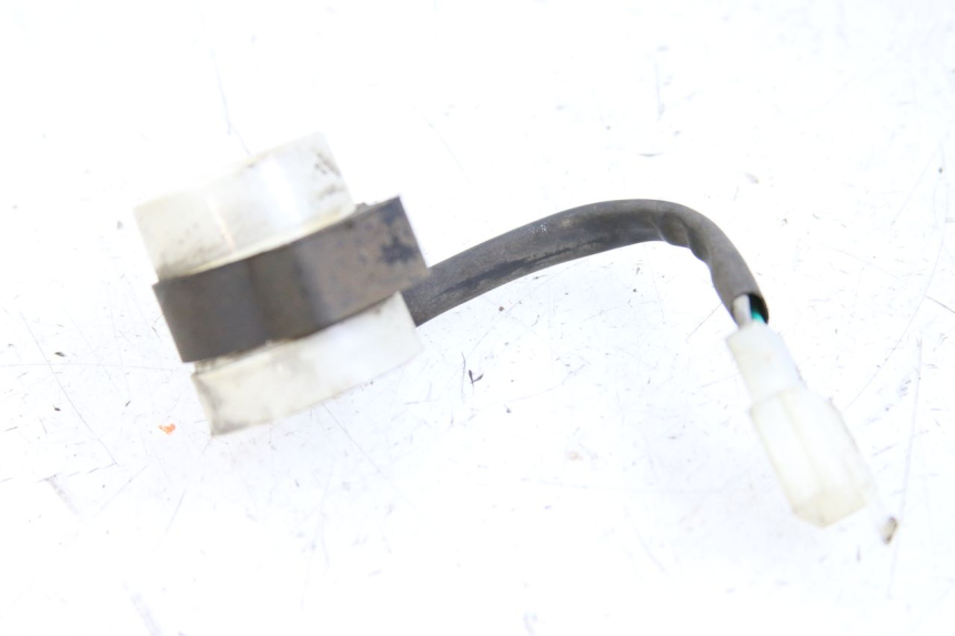 photo de PRZERYWACZ KIERUNKOWSKAZÓW RAZZO STEED 125 (2012 - 2018) - Szczegół części