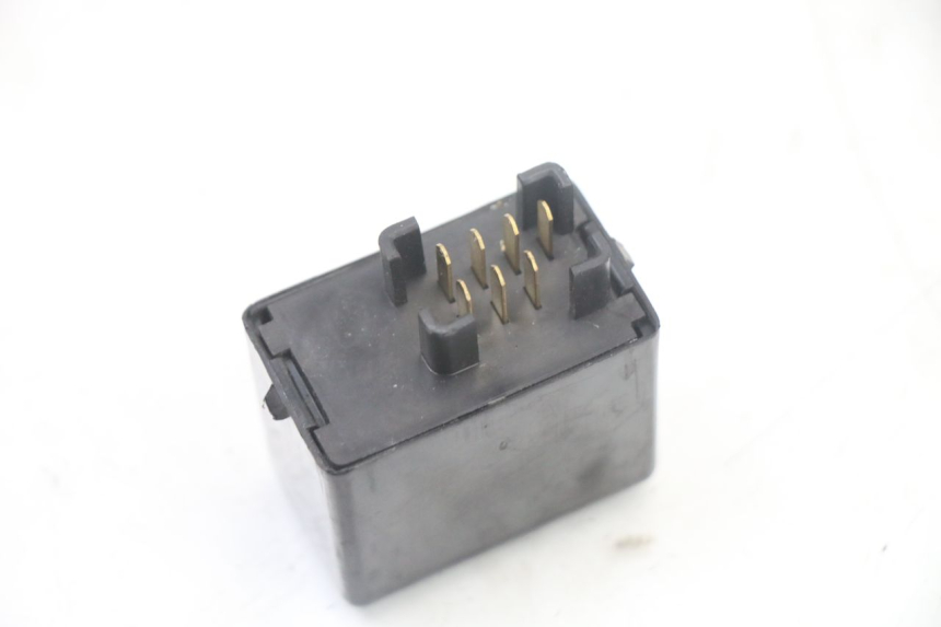 photo de PRZEKAŹNIK KIERUNKOWSKAZU SUZUKI GSX F GSXF 650 (2007 - 2015) - Zoom stanu zużycia