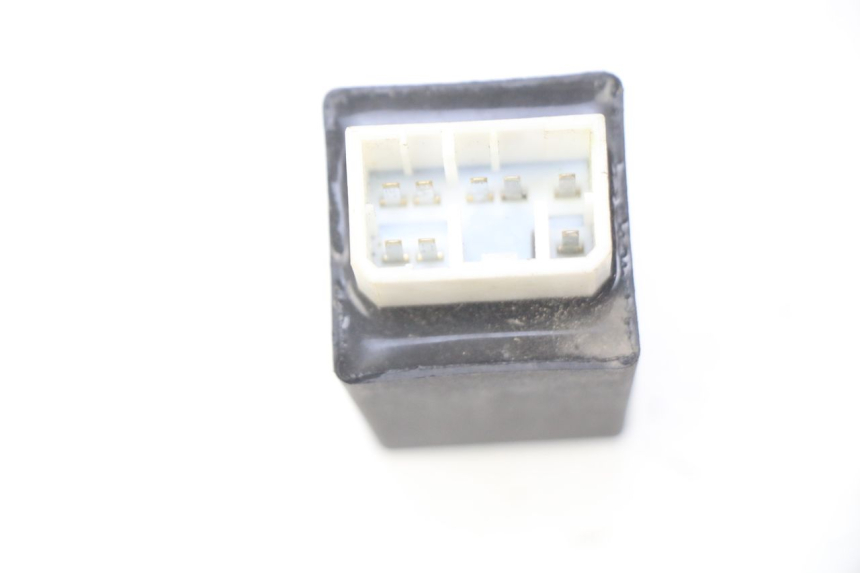 photo de PRZEKAŹNIK KIERUNKOWSKAZU APRILIA SXR 50 (2021 - 2023) - Szczegół części