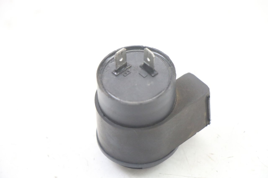 photo de PRZEKAŹNIK KIERUNKOWSKAZU SYM JET 14 4T 50 (2018 - 2022) - Inny kąt widzenia