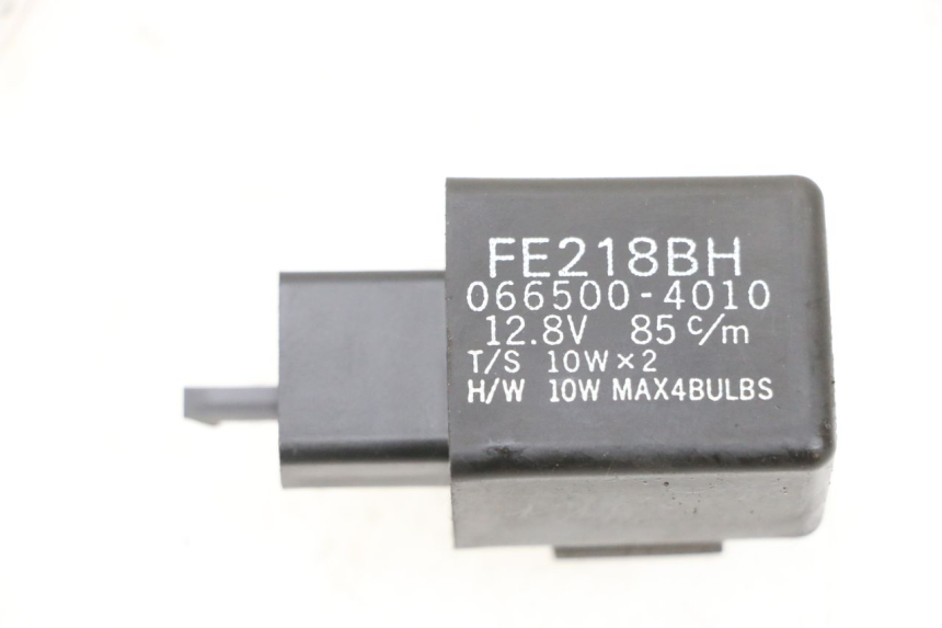 photo de PRZERYWACZ KIERUNKOWSKAZÓW YAMAHA TRICITY 300 (2020 - 2024) - Widok główny