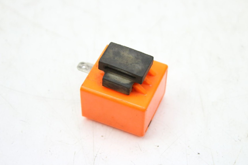 photo de PRZERYWACZ KIERUNKOWSKAZÓW KEEWAY TX 50 (2008 - 2015) - Inny kąt widzenia